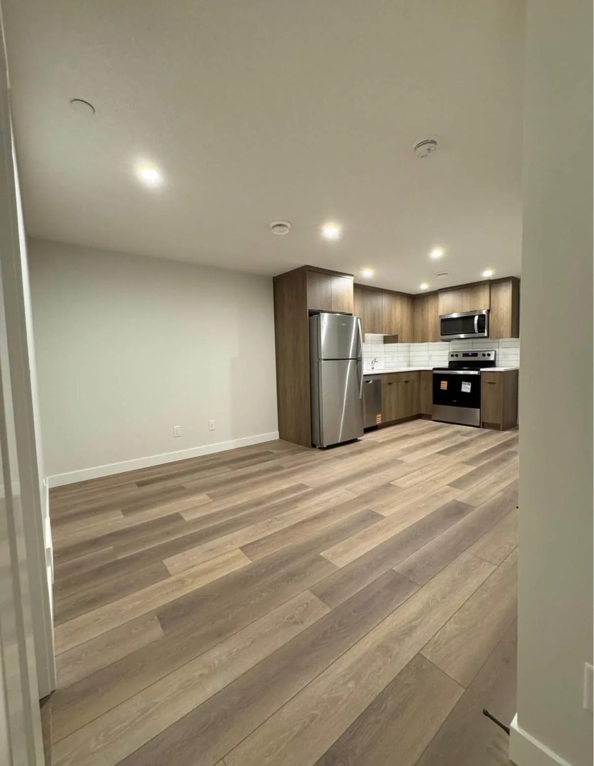 Vinyl Plank Flooring for Calgary Free Quotes
